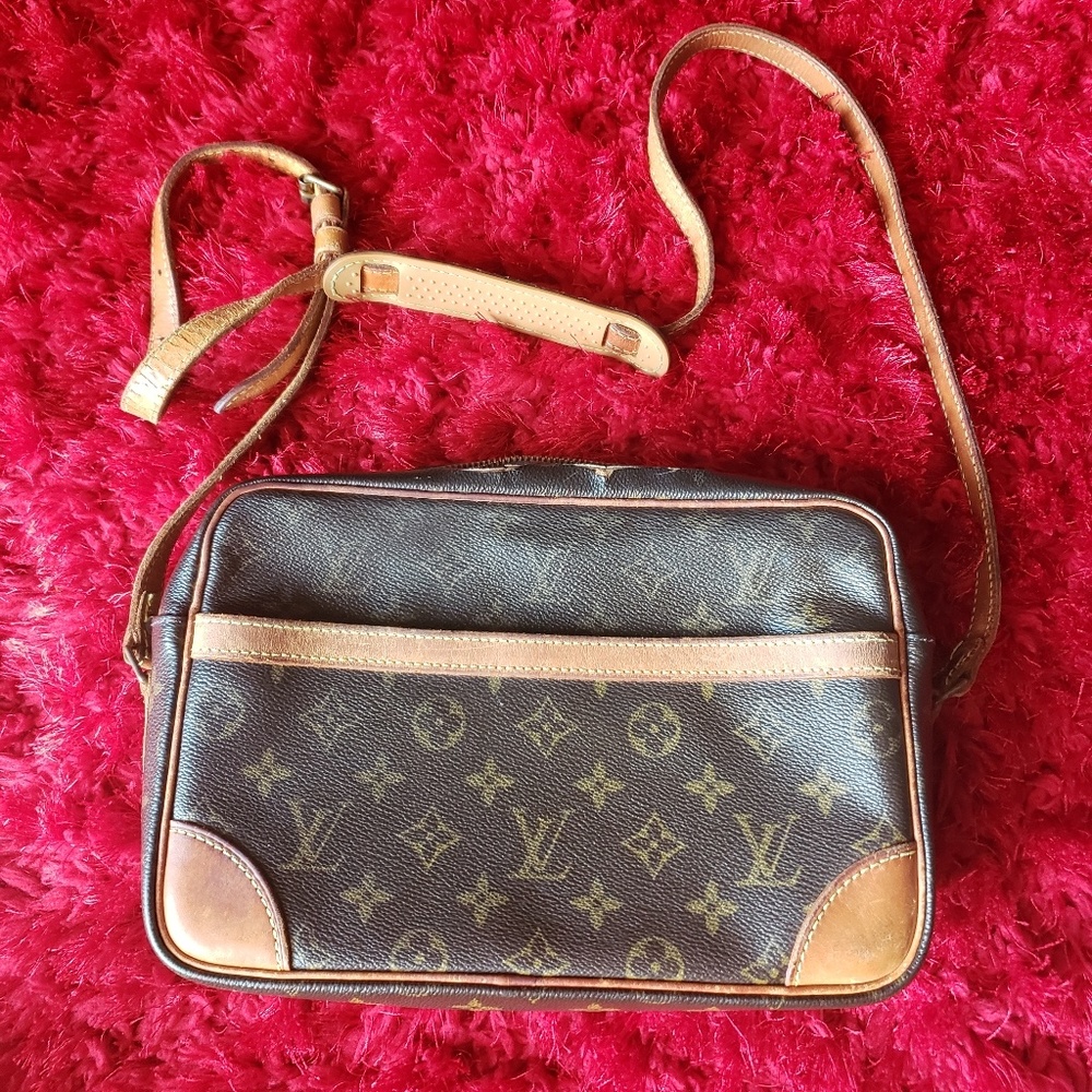 Louis Vuitton Trocadero crossbody